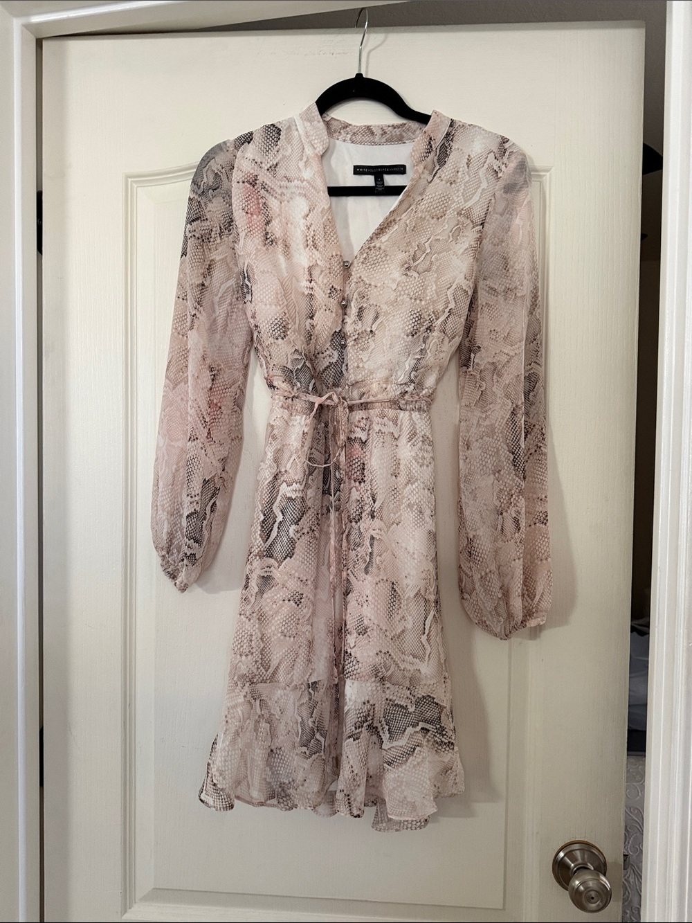White House Black Market Pale Pink Snake-Print Long Sleeve Tie-Waist Dress